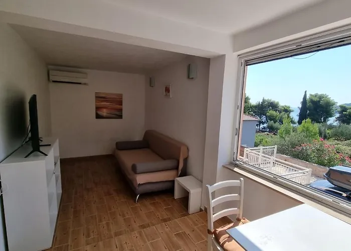 Ori Apartament Tkon
