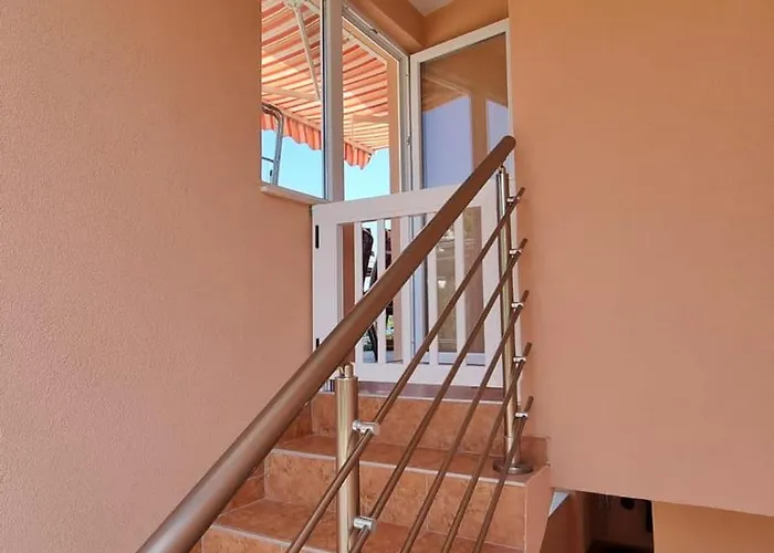 Apartament Ori Tkon