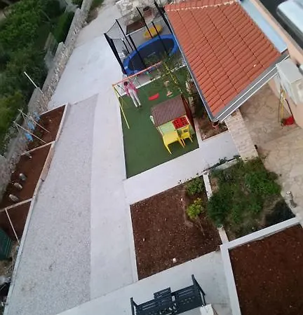 Ori Apartmán